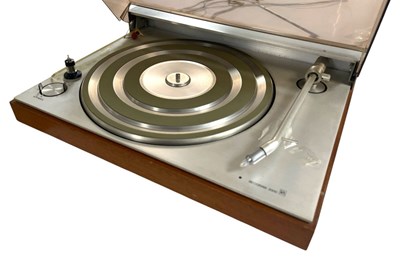 Lot 35 - BANG & OLUFSEN BEOGRAM 3000 & TANDBERG AMPLIFIER.