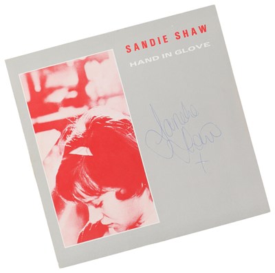 Lot 403 - THE SMITHS - SANDIE SHAW SIGNED COPY OF 'HAND IN GLOVE'.