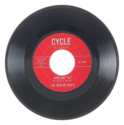 Lot 25 - THE RON-DE-VOO'S – THE MAID US CYCLE RECORDS 7” (J01211651 / J01211652)