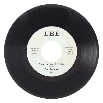 Lot 48 - THE CYCLONES – SHE'S NO GOOD US LEE 7” (5467)