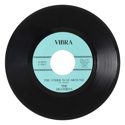 Lot 240 - THE HEATHENS – THE OTHER WAY AROUND US VIBRA 7” (L-104)