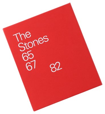 Lot 306 - THE ROLLING STONES - GERED MANKOWITZ SIGNED BOOK.