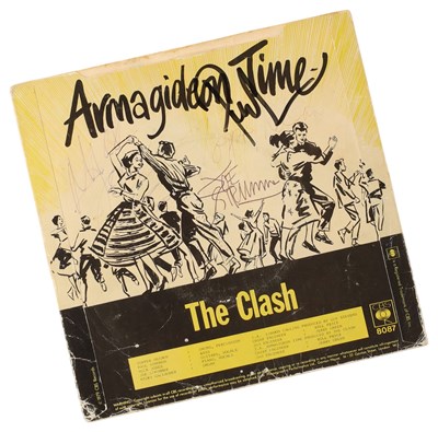 Lot 507 - THE CLASH - SIGNED COPY OF 'LONDON CALLING'.