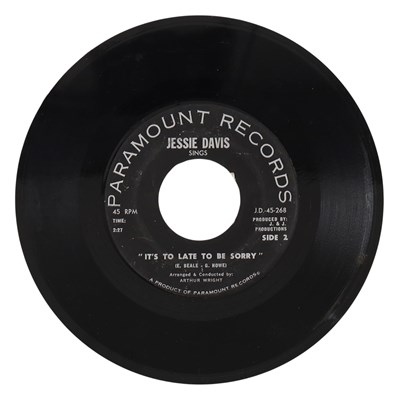 Lot 48 - JESSIE DAVIS – THERE'S ROOM FOR ME US PARAMOUNT RECORDS 7” (J.D.-45-268)