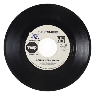 Lot 263 - THE STAR-TREKS – GONNA NEED MAGIC US VEEP 7” DEMO (V 1254)