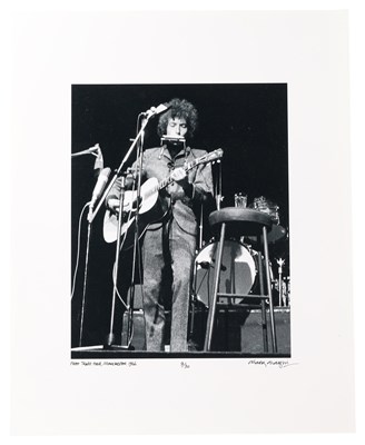 Lot 140 - BOB DYLAN - LIMITED EDITION PHOTOGRAPHER SIGNED PRINT - FREE TRADE HALL 1965.