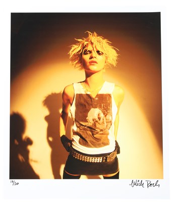Lot 369 - DAVID BOWIE - KATE MOSS WEARING A 'ZIGGY' T-SHIRT, MICK ROCK SIGNED PRINT.