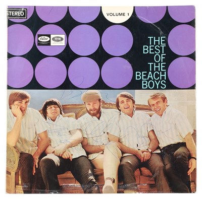 Lot 255 - THE BEACH BOYS - SIGNED LP SLEEVE.