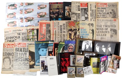 Lot 135 - THE BEATLES - ASSORTED MEMORABILIA.