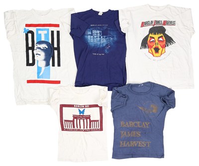 Lot 75 - BARCLAYS JAMES HARVEST T-SHIRT COLLECTION.