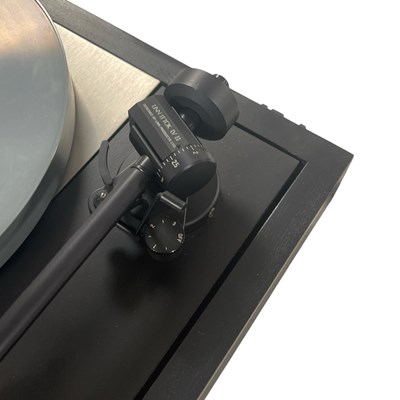 Lot 38 - LINN SONDEK LP-12 TRANSCRIPTION TURNTABLE.
