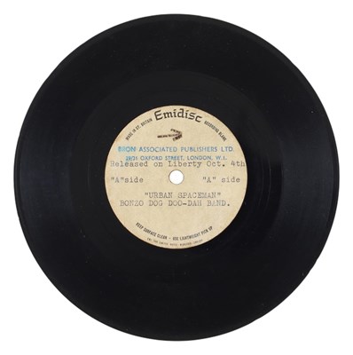 Lot 101 - BONZO DOG DOO-DAH BAND - URBAN SPACEMAN 7" ACETATE (PRODUCED BY PAUL MCCARTNEY)