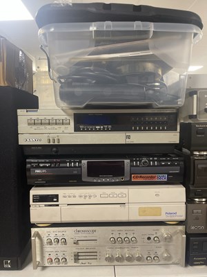 Lot 41 - VINTAGE AUDIO / VIDEO EQUIPMENT, CASSETTES & ACCESSORIES.