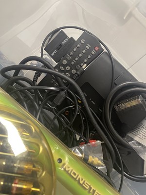 Lot 41 - VINTAGE AUDIO / VIDEO EQUIPMENT, CASSETTES & ACCESSORIES.