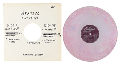 Lot 33 - THE BEATLES - SGT. PEPPER'S LONELY HEARTS CLUB BAND LP (GREY/PINK MARBLED - SEAV-11840)