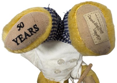 Lot 4 - VINTAGE DEAN'S RAG BOOK BEAR COLLECTION
