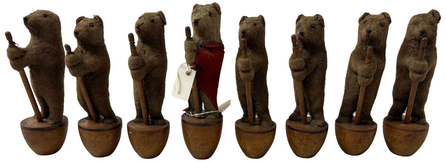 Lot 15 - STEIFF BEAR SKITTLES CIRCA 1900