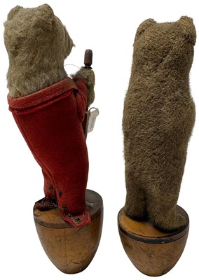 Lot 15 - STEIFF BEAR SKITTLES CIRCA 1900