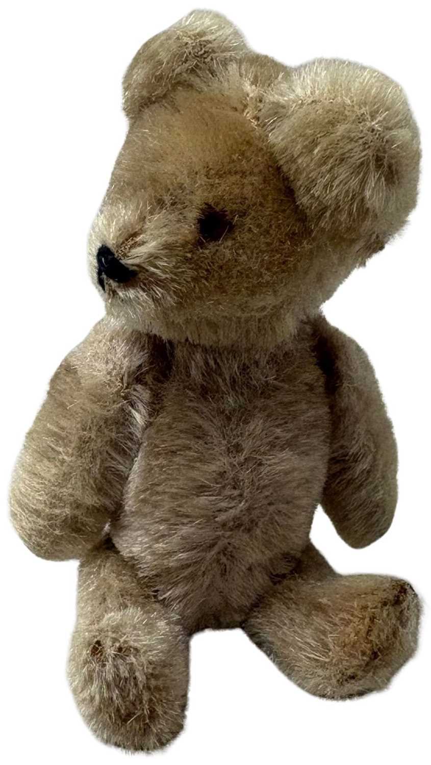 Lot 16 - MINIATURE SCHUCO YES/NO TEDDY BEAR CIRCA 1920