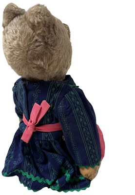 Lot 17 - SCHUCO YES/NO TEDDY BEAR CIRCA 1950