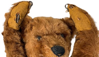 Lot 19 - BING 'HANGING-SOMERSAULT' TEDDY BEAR CIRCA 1910