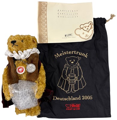 Lot 30 - THREE STEIFF BEARS