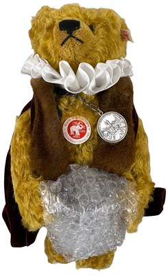 Lot 30 - THREE STEIFF BEARS