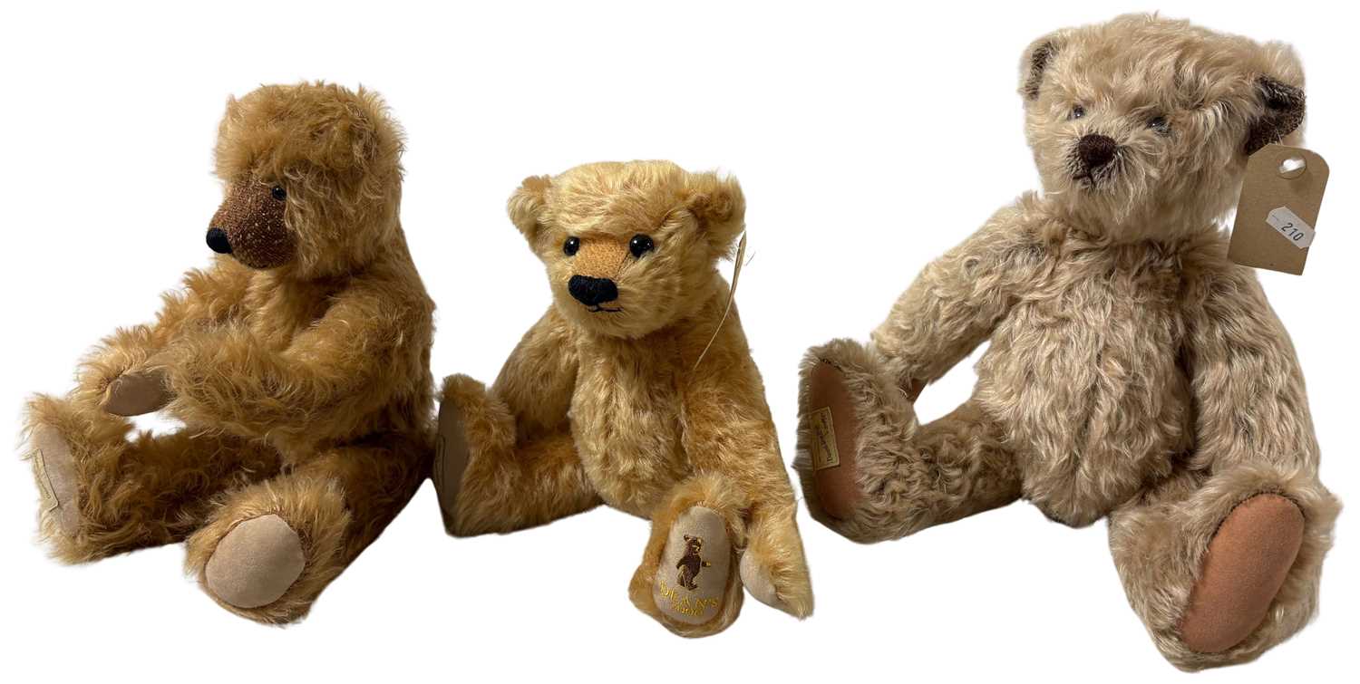 Lot 32 - DEAN'S RAG BOOK BEAR COLLECTION