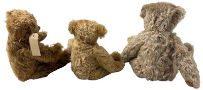 Lot 32 - DEAN'S RAG BOOK BEAR COLLECTION