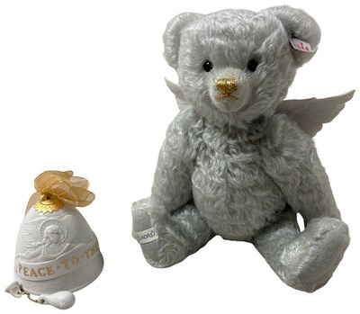 Lot 37 - STEIFF LLADRO GREY ANGEL BEAR (676833)