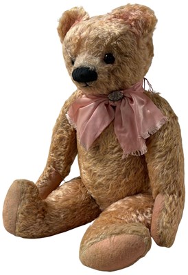 Lot 79 - A VINTAGE BEAR, POSSIBLY DEAN'S RAG BOOK