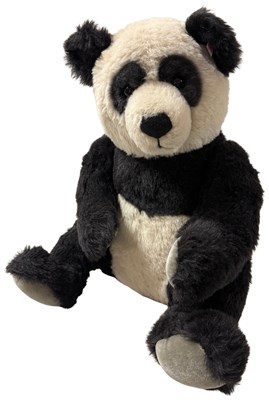 Lot 91 - STEIFF GIANT PANDA (668302)
