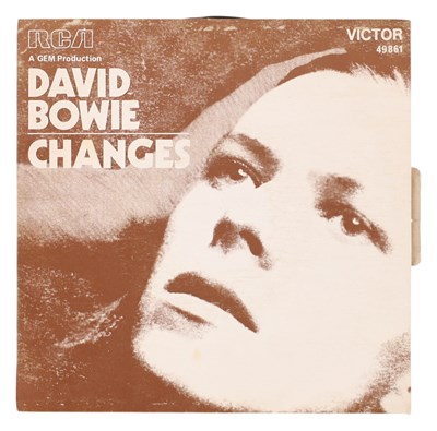 Lot 193 - DAVID BOWIE - CHANGES 7" (FRENCH ORIGINAL - 49861)