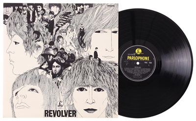 Lot 113 - THE BEATLES - REVOLVER LP (MONO ORIGINAL - PMC 7009 - ARCHIVE COPY)