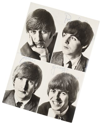 Lot 303 - THE BEATLES - RINGO SIGNED PHOTO.