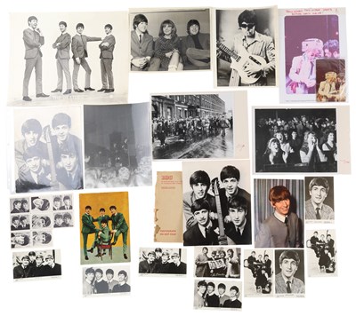 Lot 278 - THE BEATLES- PHOTOGRAPH COLLECTION INC RARITIES.
