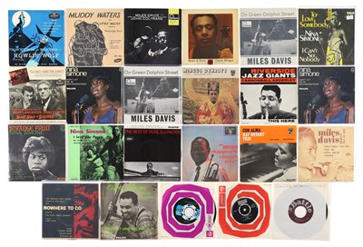 Lot 191 - JAZZ & SOUL 7" EPS / SINGLES WITH RARE HOWIN' WOLF, MUDDY WATERS, MILES & COLTRANE