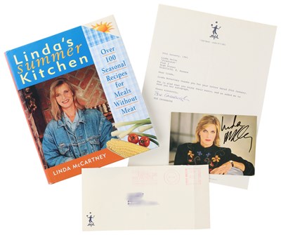 Lot 307 - THE BEATLES INTEREST - LINDA MCCARTNEY SIGNATURE.