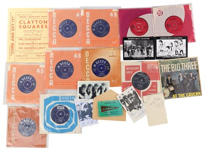 Lot 177 - THE BEATLES - MERSEYBEAT STARS - AUTOGRAPH/VINYL/MEMORABILIA COLLECTION.
