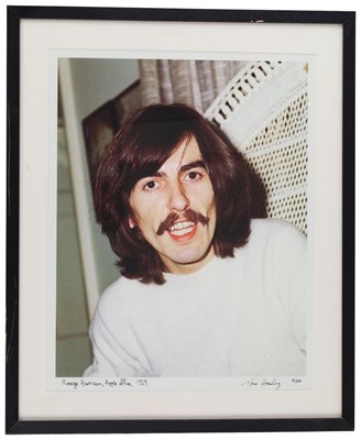 Lot 290 - THE BEATLES - GEORGE HARRISON - TOM HANLEY SIGNED LIMITED EDITION PHOTO.