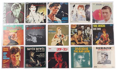 Lot 419 - DAVID BOWIE OVERSEAS 7" PACK