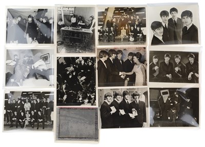 Lot 330 - DAVID WIGG COLLECTION - BEATLES PHOTOS WITH NEGATIVES.