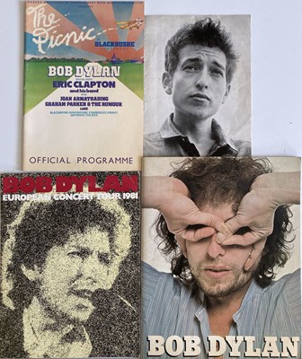 Lot 90 - CONCERT PROGRAMMES TO INC BOB DYLAN 1964 FESTIVAL HALL.