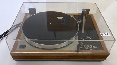 Lot 2 - LINN SONDEK LP12 TURNTABLE.