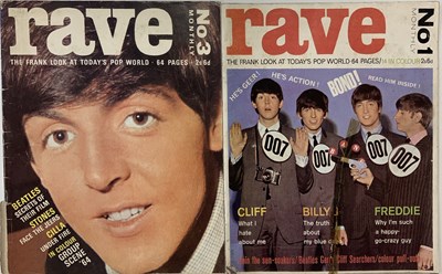 Lot 467 - BEATLES MEMORABILIA - INC 1960S COLLECTABLES AND MAGAZINES.