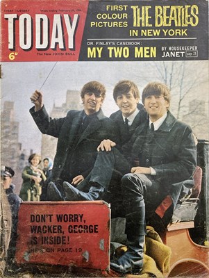 Lot 467 - BEATLES MEMORABILIA - INC 1960S COLLECTABLES AND MAGAZINES.
